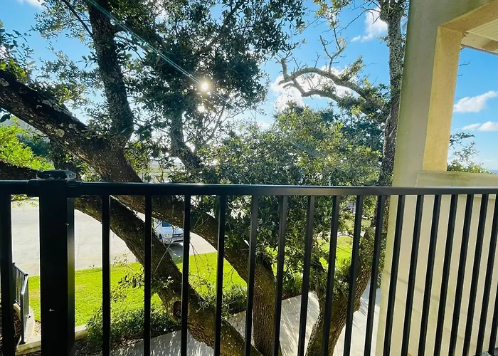 123 Beau Clair - Beachside Townhome With Balcony And Pool In Long Beach